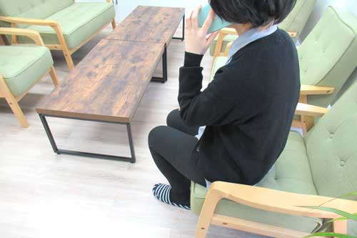 電話している様子